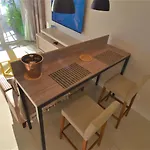 Seaflats Iate Plaza Hotel