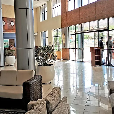 Hotel Seaflats Iate Plaza