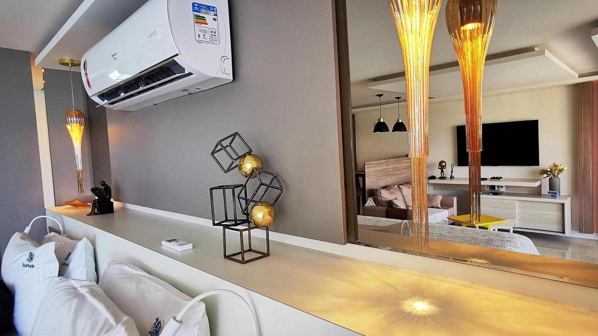 Seaflats Iate Plaza Hotel 4*