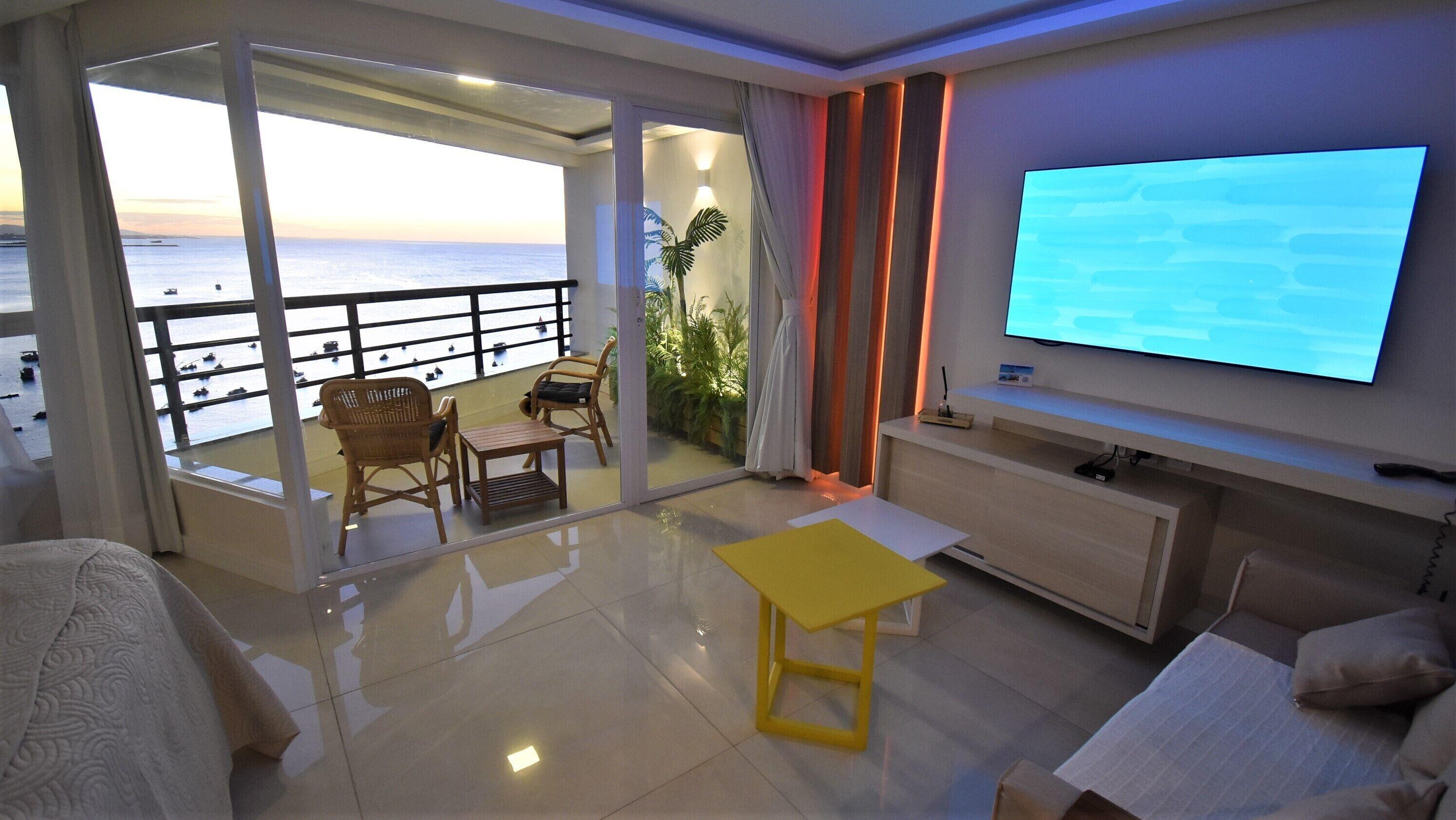 Seaflats Iate Plaza Hotel 4*