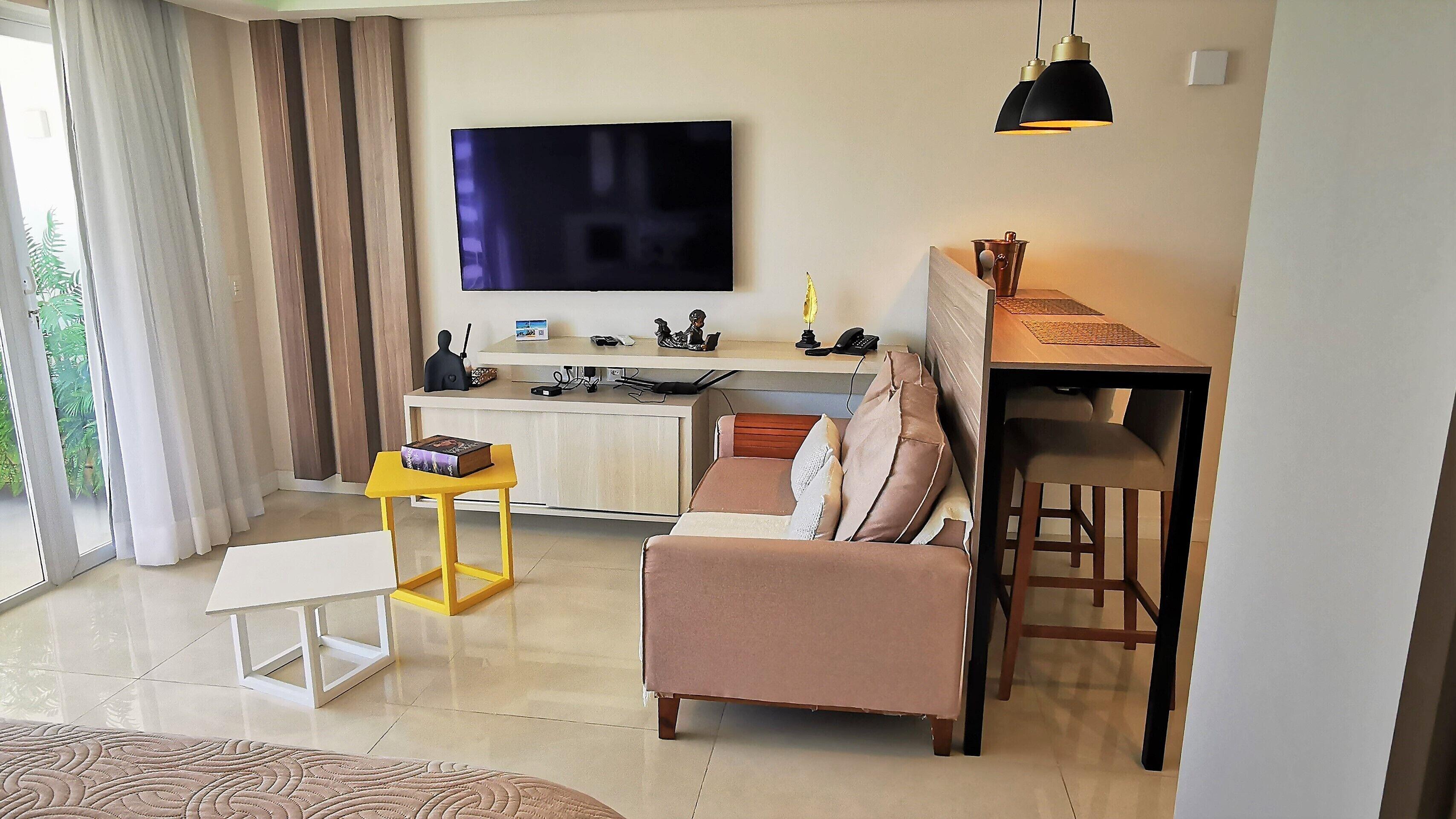 Hotel Seaflats Iate Plaza 4*